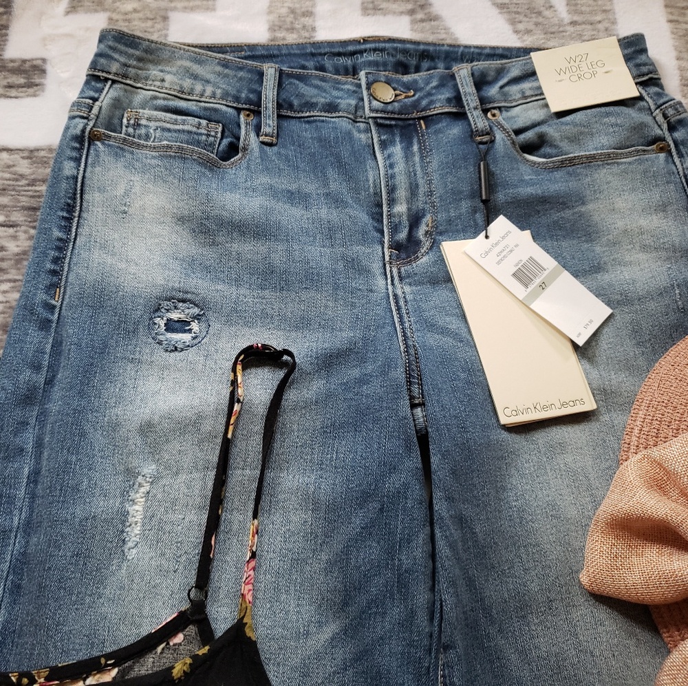 NWT Calvin Klein Distressed Capri 27W - Picture 2 of 5